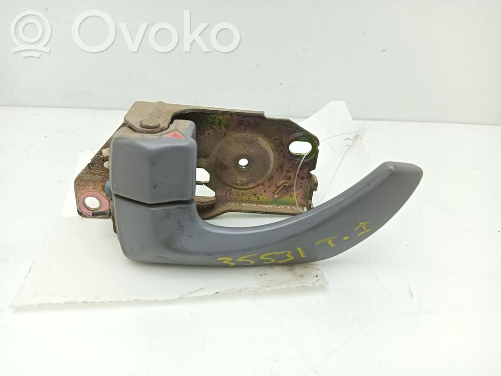 KIA Sorento Manecilla interna puerta trasera 