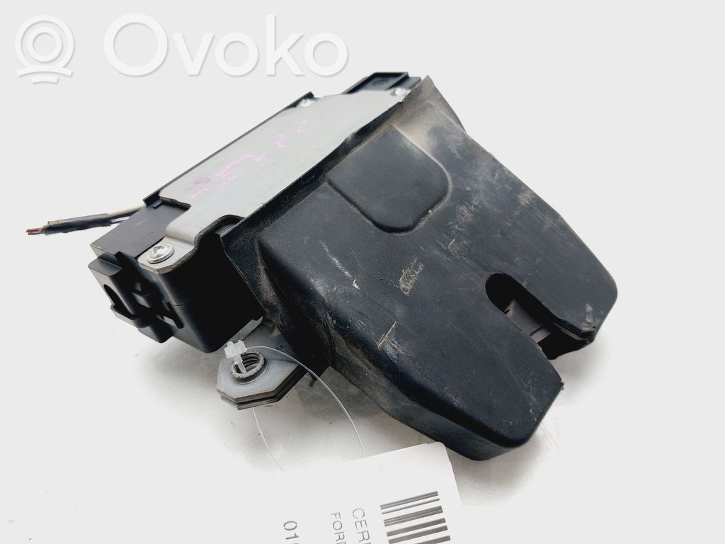 Tailgate lock latch   01041111007