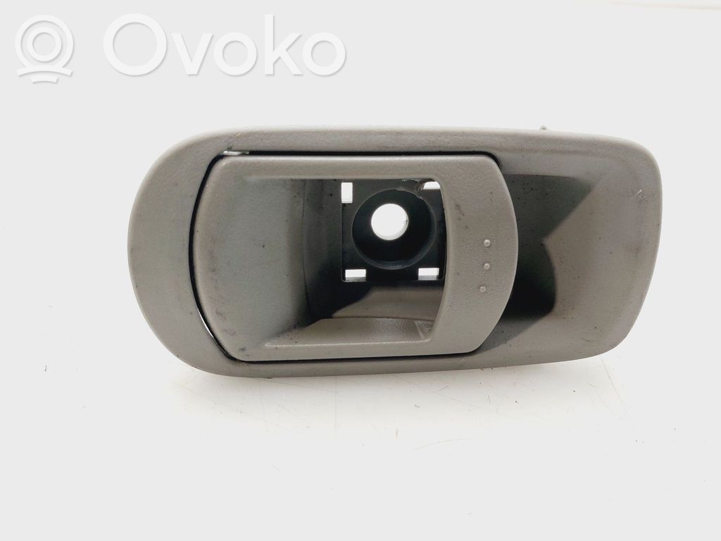 Manecilla interna puerta trasera   EG2157X5X