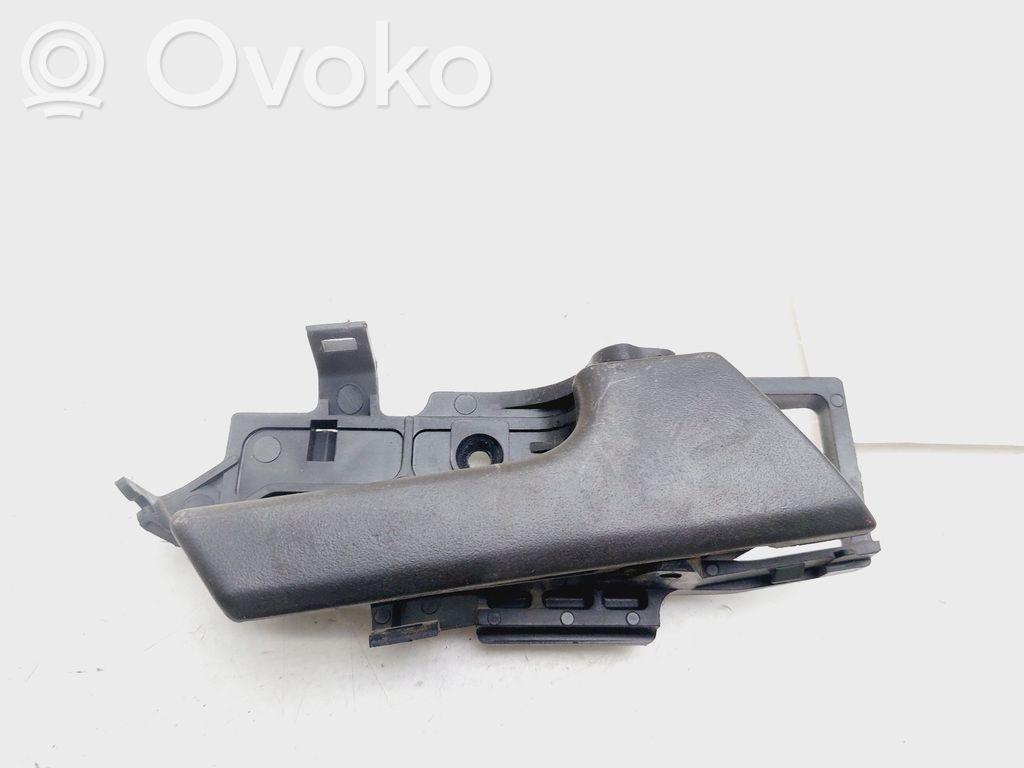 Chevrolet Aveo Front door interior handle 