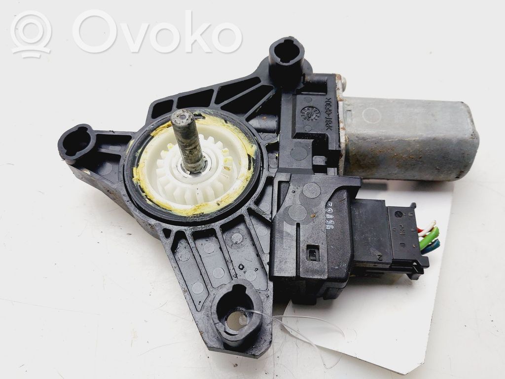 Infiniti QX30 Motor macara geam ușă spate