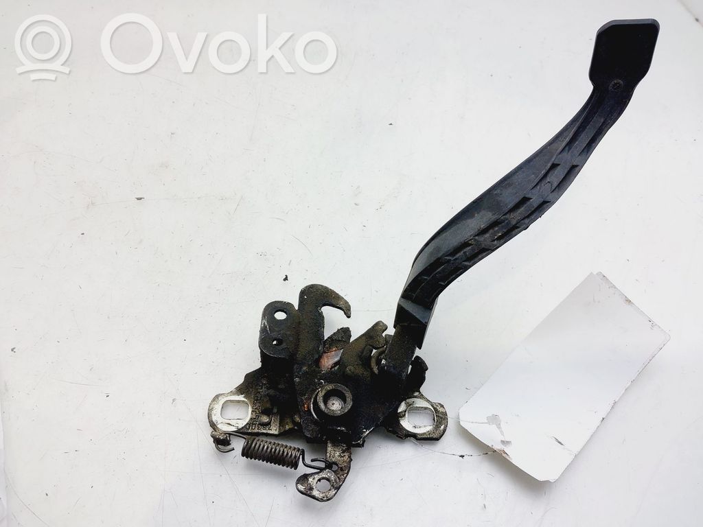 Citroen C4 I Tie down hook / loop 