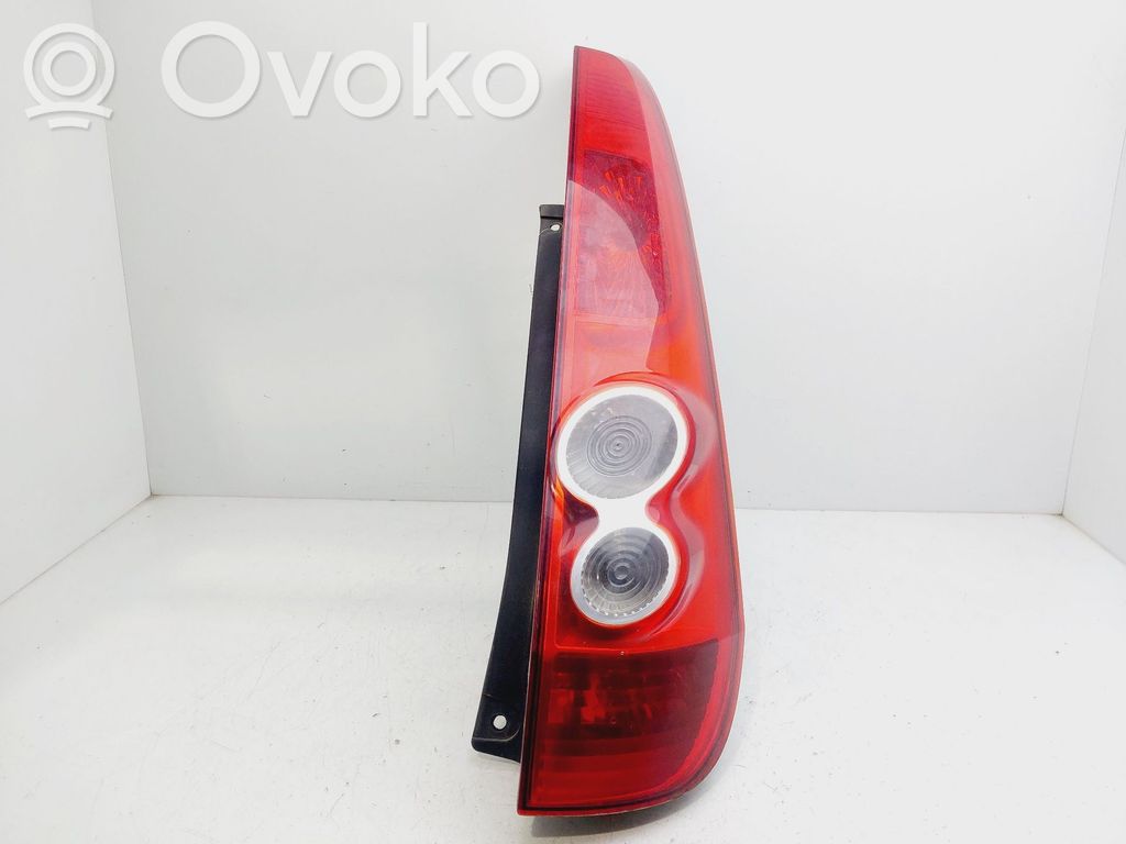 Takavalot   6S6113404A