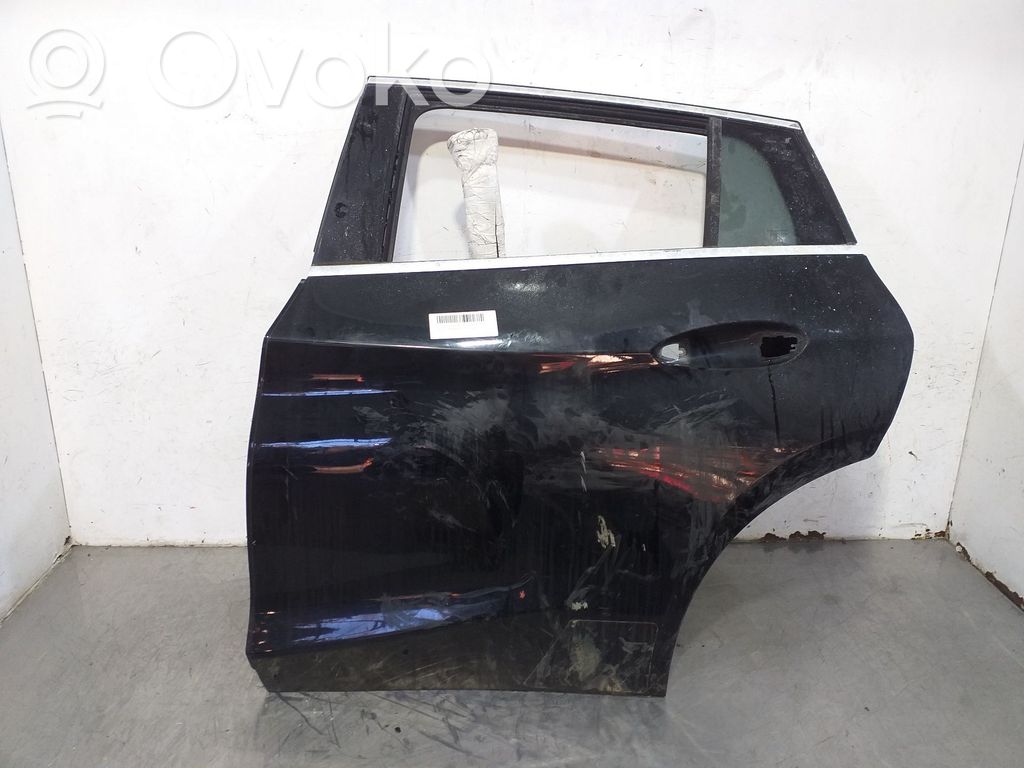 Infiniti QX30 Puerta trasera 
