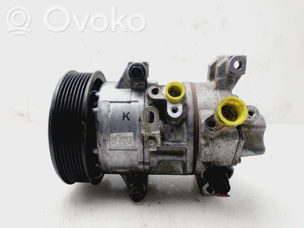 Toyota Avensis T250 Compresseur de climatisation 