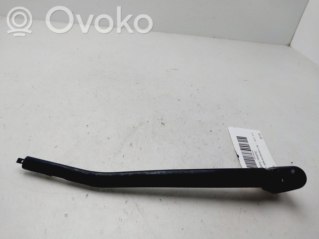 BMW 1 E81 E87 Brazo del limpiaparabrisas trasero 