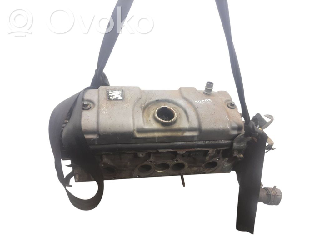 Peugeot 306 Engine head 
