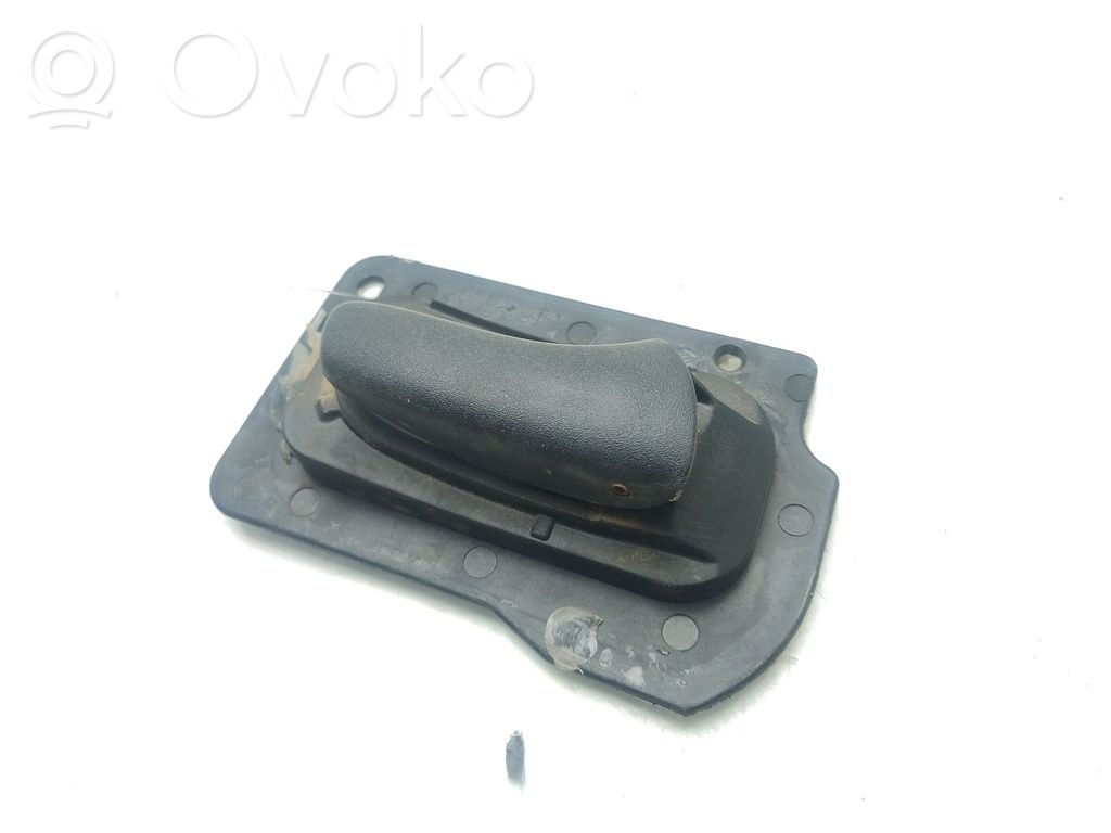 Klamka wewnętrzna drzwi przednich   90506460RH