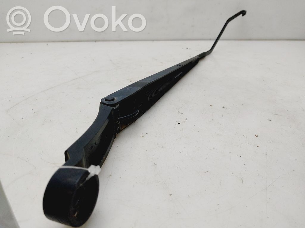 Chevrolet Aveo Brazo del limpiaparabrisas delantero 