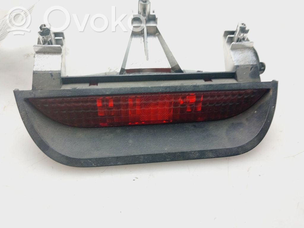 Dacia Duster Luce d’arresto centrale/supplementare 
