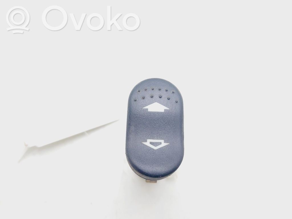 Ford Focus Electric window control switch 