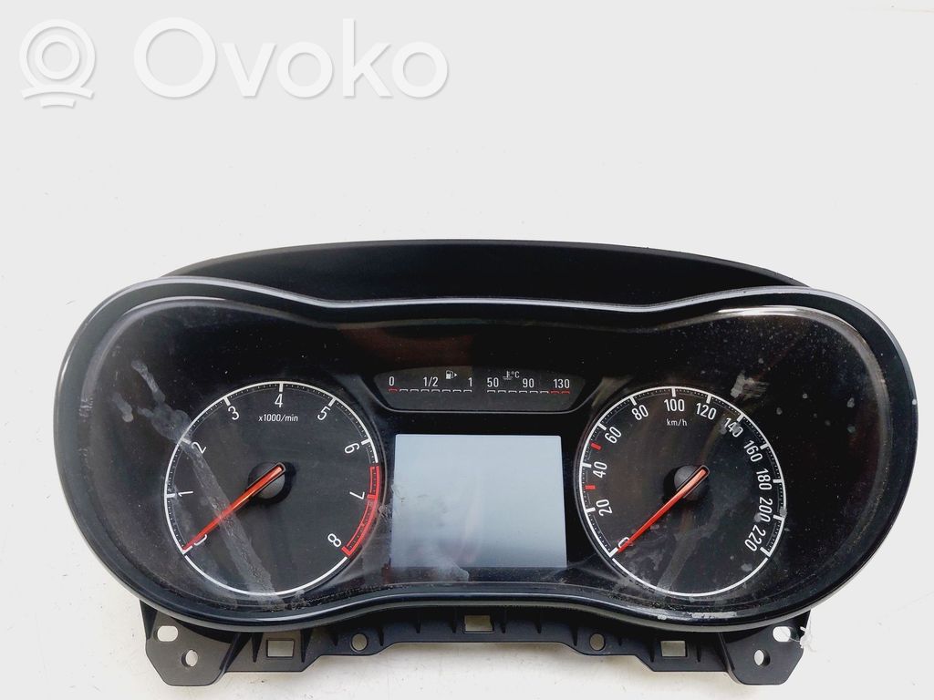 Opel Corsa E Nopeusmittari (mittaristo) 