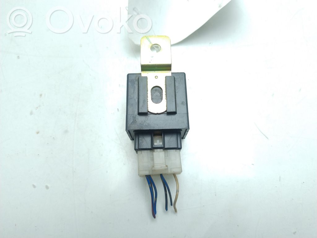 Mitsubishi Montero Otros relés 