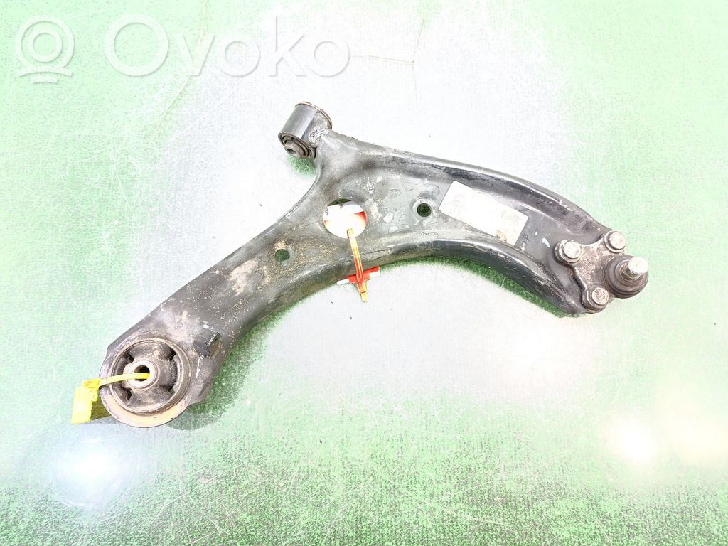 KIA Sportage Braccio di controllo sospensione anteriore inferiore/braccio oscillante 