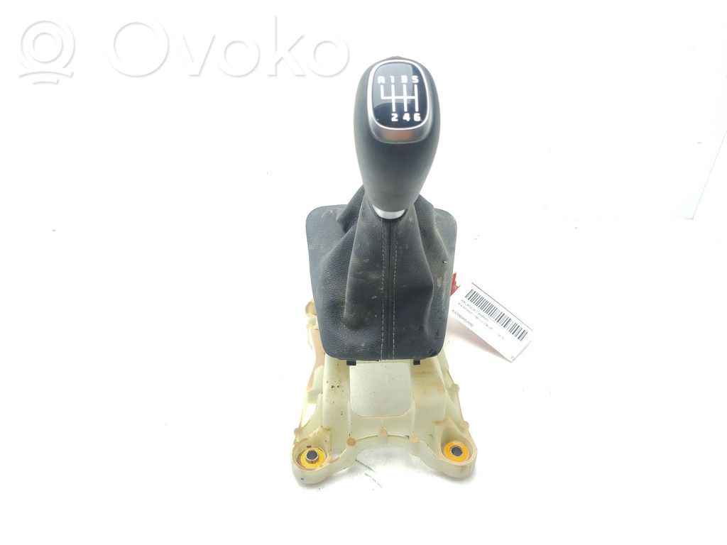 KIA Stonic Selector caja de cambios 