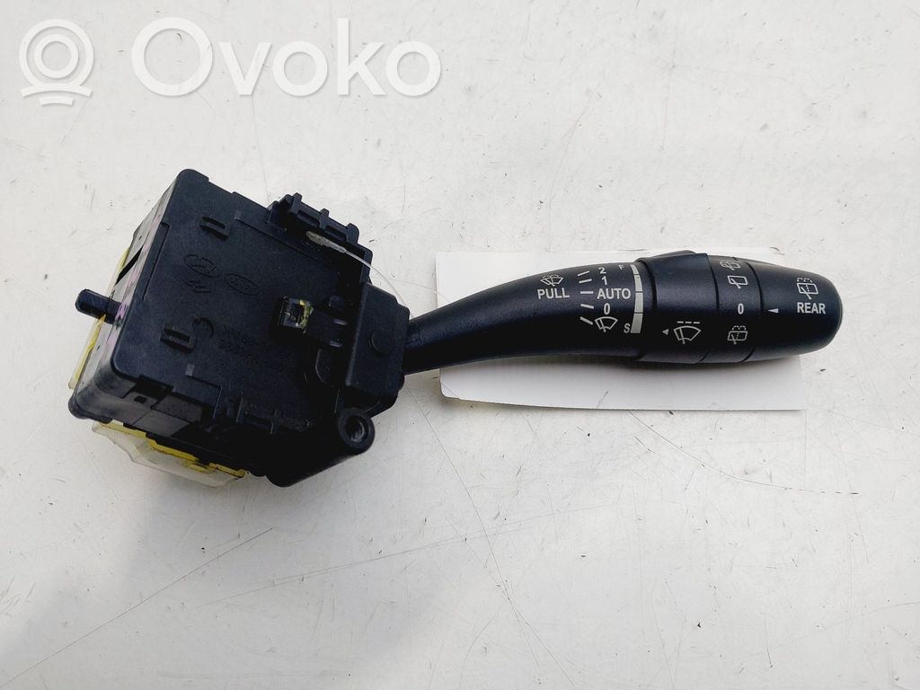 Pyyhkijän vipu   934201H300