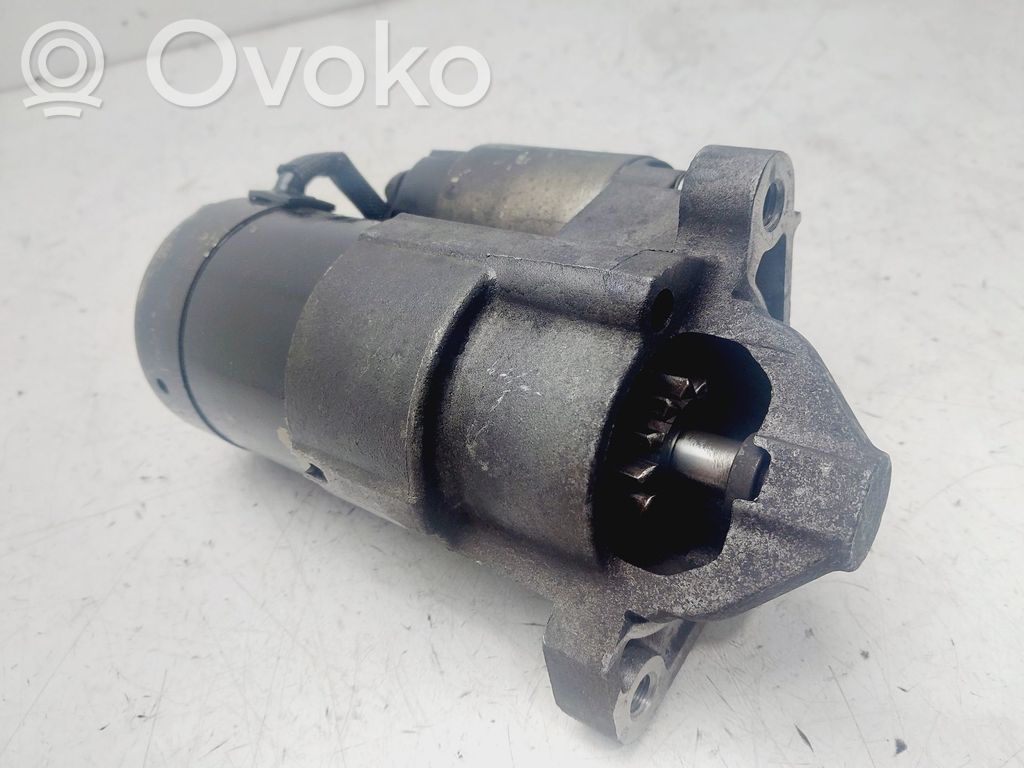 Nissan Almera N16 Electromotor