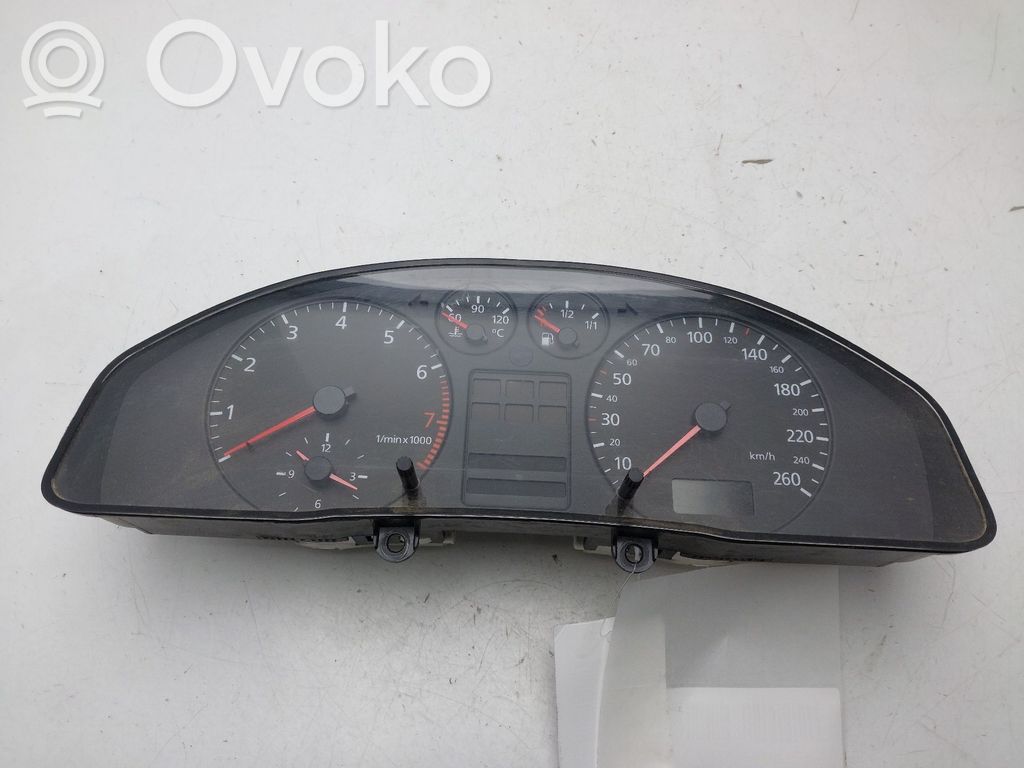 Audi A4 S4 B5 8D Vitezometru (grup de instrumente) 