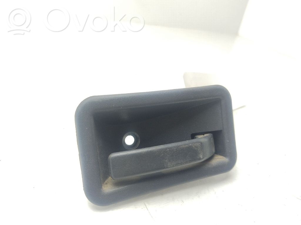 Renault Clio I Manecilla interna puerta delantera 