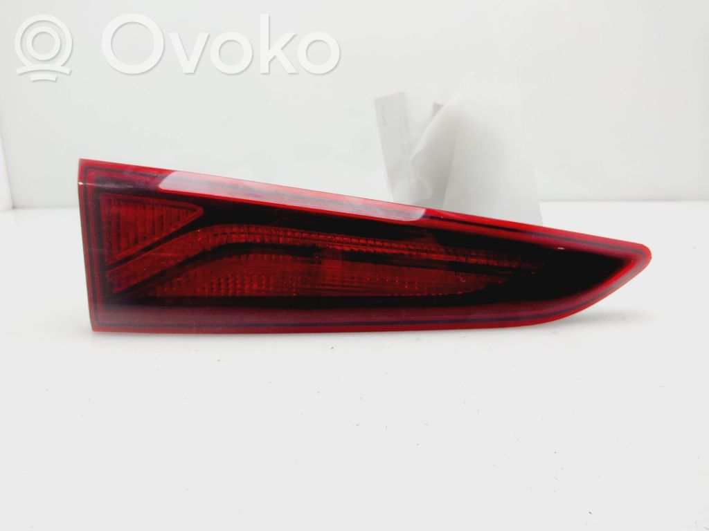 Hyundai Kona I Lampă spate în capacul portbagajului 