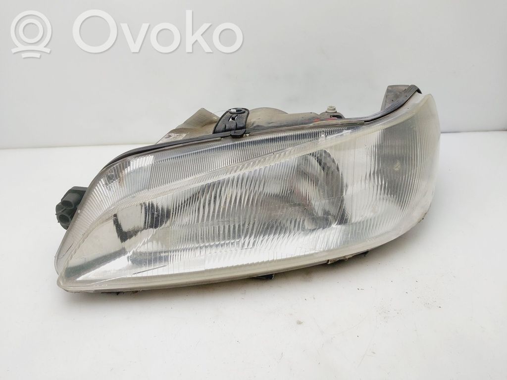 Peugeot 306 Phare frontale 