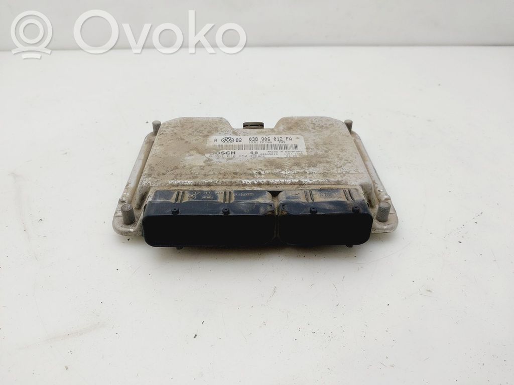 Volkswagen Golf IV Engine control unit/module 