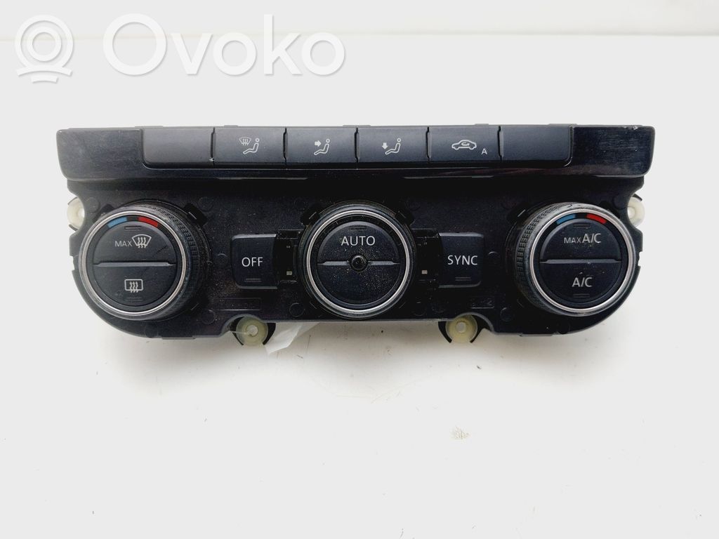 Volkswagen Tiguan Climate control unit 