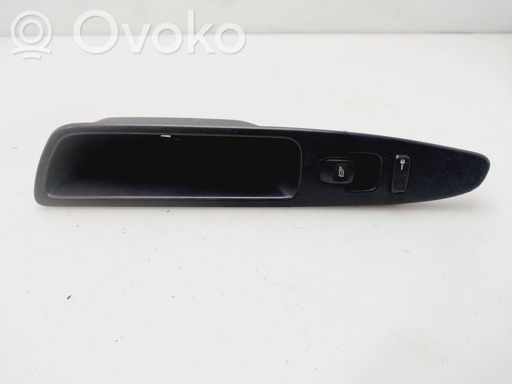 Volvo 440 Electric window control switch 
