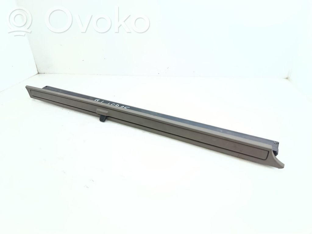 Audi A8 S8 D3 4E Skydelis nuo saulės 