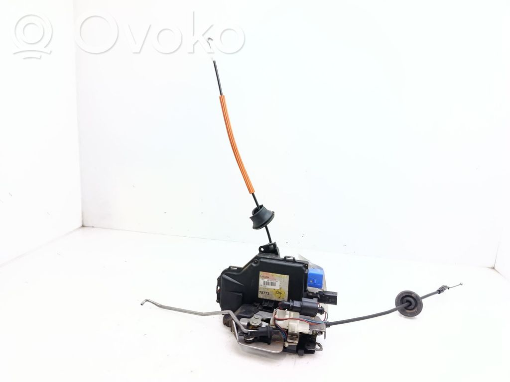 Audi A8 S8 D3 4E Front door lock 