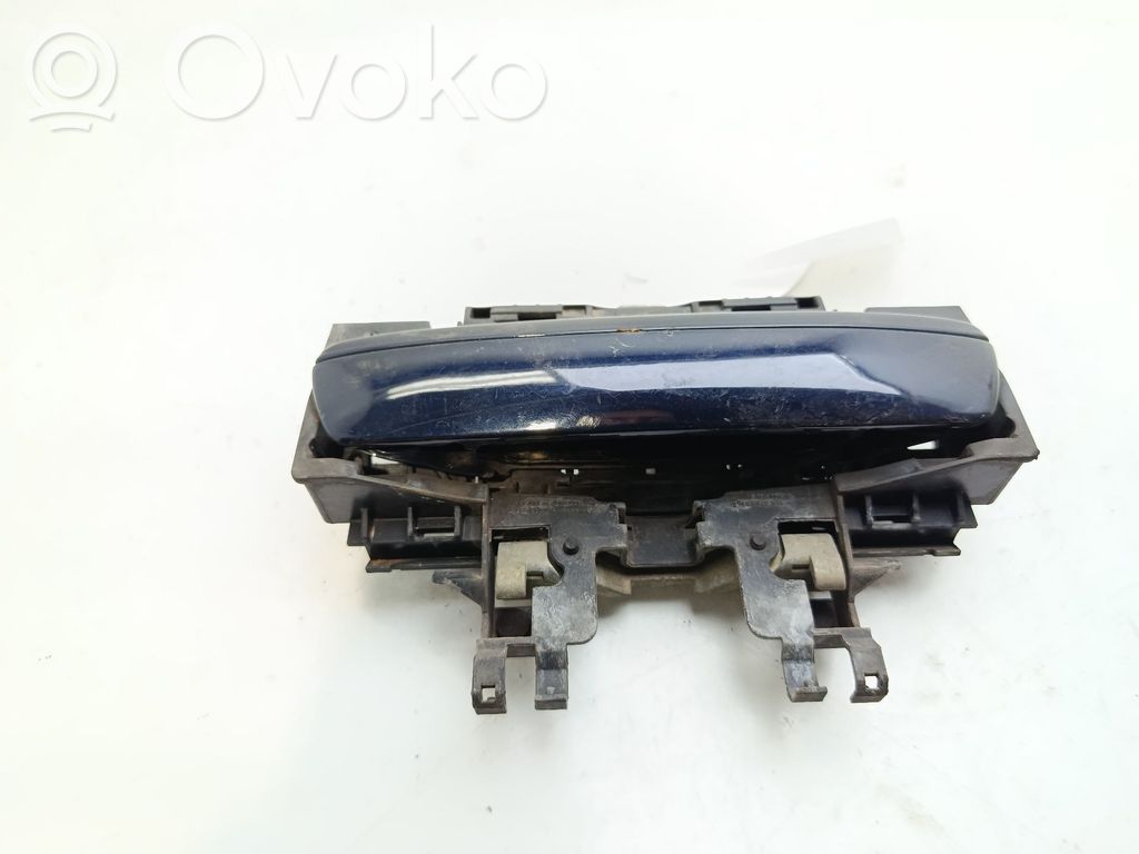 Manecilla externa puerta trasera   4E0839885