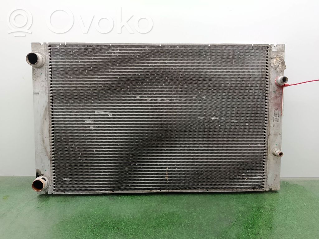 Audi A8 S8 D3 4E Coolant radiator 