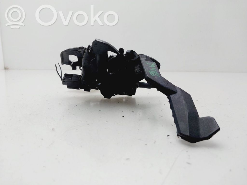 Dacia Sandero Zamek pokrywy przedniej / maski silnika 