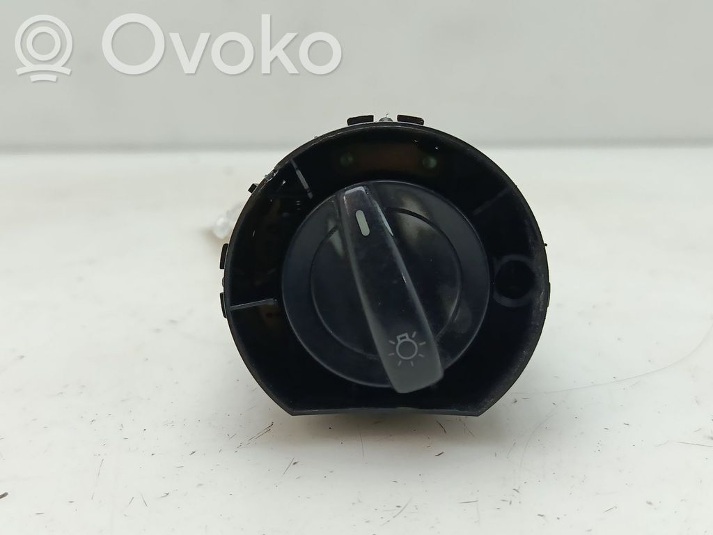 Skoda Fabia Mk1 (6Y) Interruptor de luz 