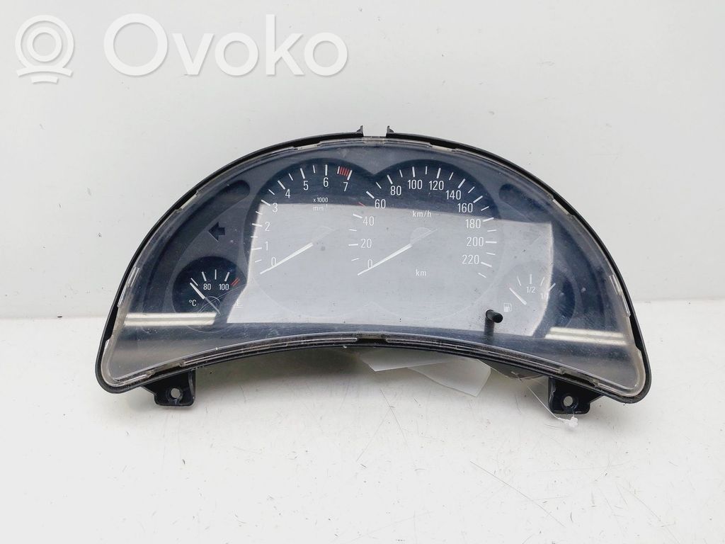 Opel Corsa C Speedometer (instrument cluster) 