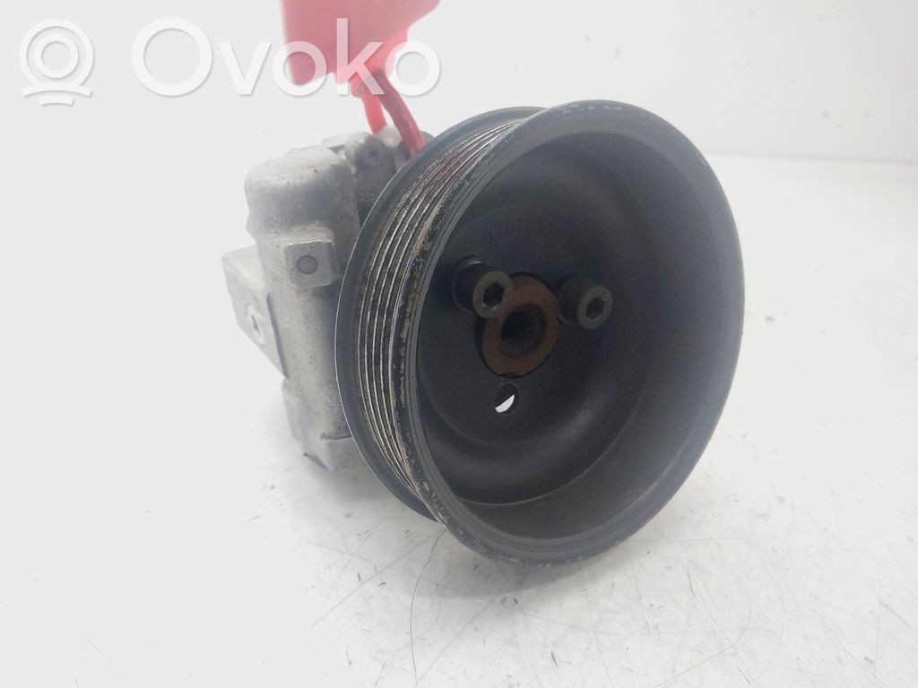 Volkswagen Polo III 6N 6N2 6NF Power steering pump 