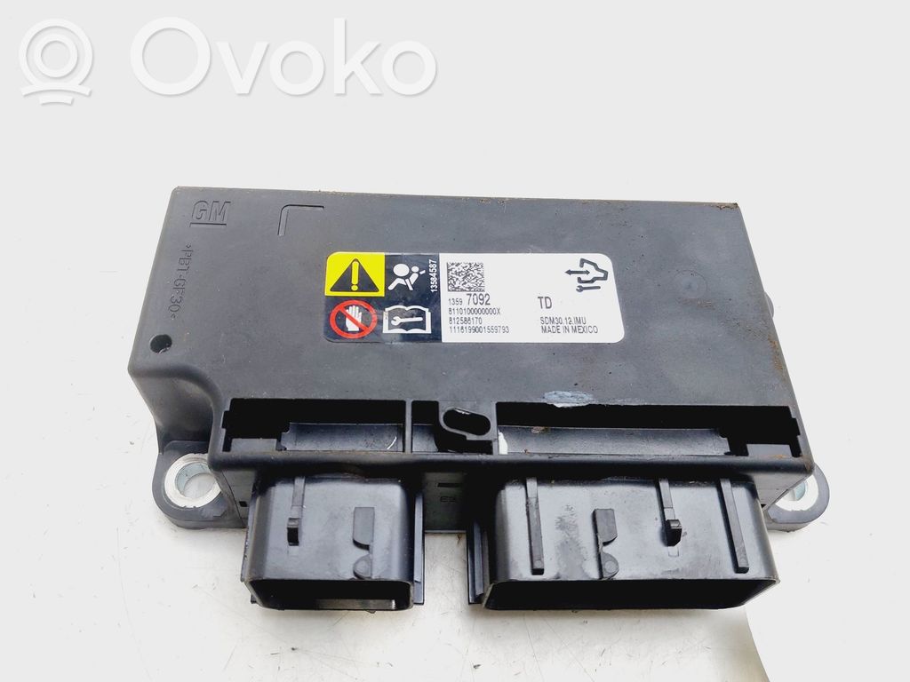 Unidad de control/módulo del Airbag   13597092