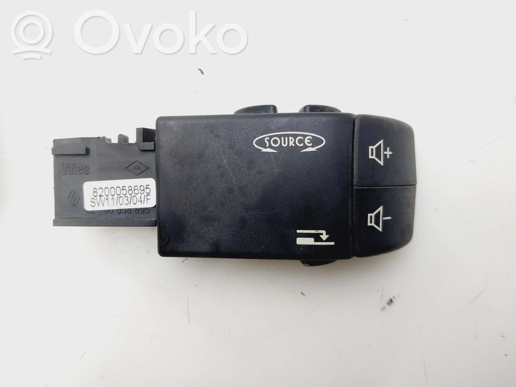 Renault Clio II Mando de control del sonido 
