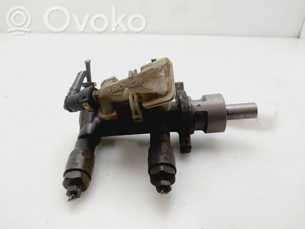 Ford Focus Master brake cylinder 