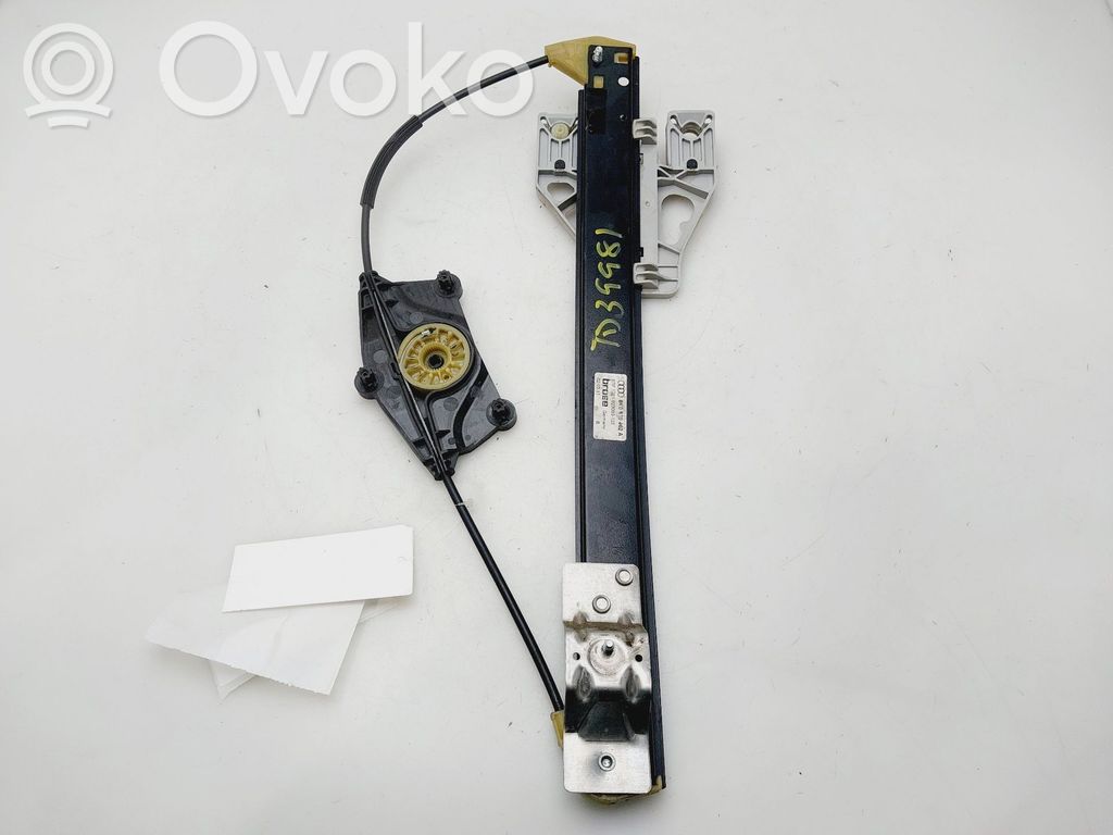 Regulador manual de la ventanilla trasera   8K0839462A