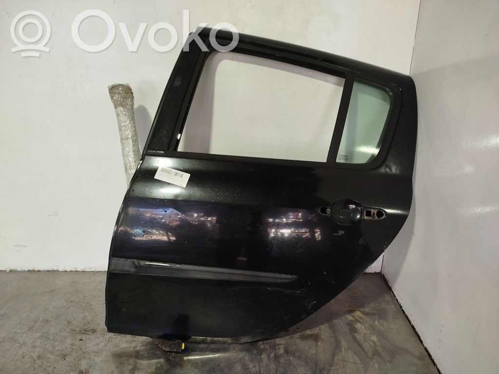 Renault Clio III Puerta trasera 