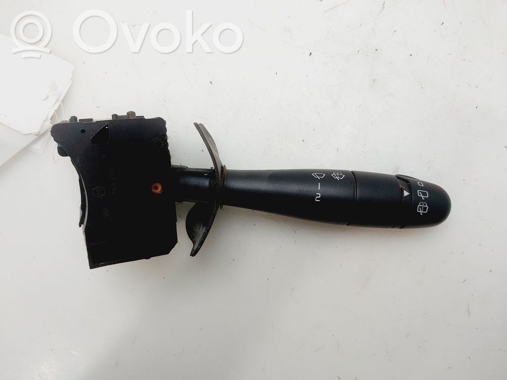 Dacia Sandero Wiper control stalk 