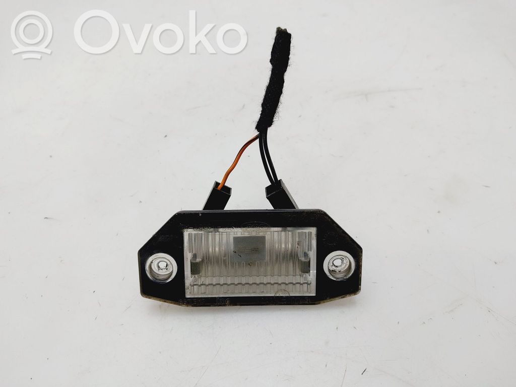 Ford Mondeo Mk III Lampa oświetlenia tylnej tablicy rejestracyjnej 