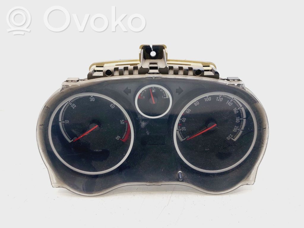 Opel Corsa D Geschwindigkeitsmesser Cockpit 