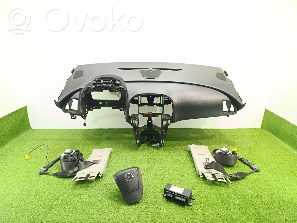 Opel Astra J Set planșă bord cu airbag 