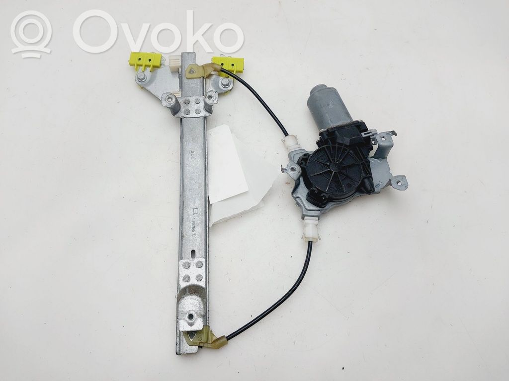 Nissan Qashqai Elektryczny podnośnik szyby drzwi tylnych 