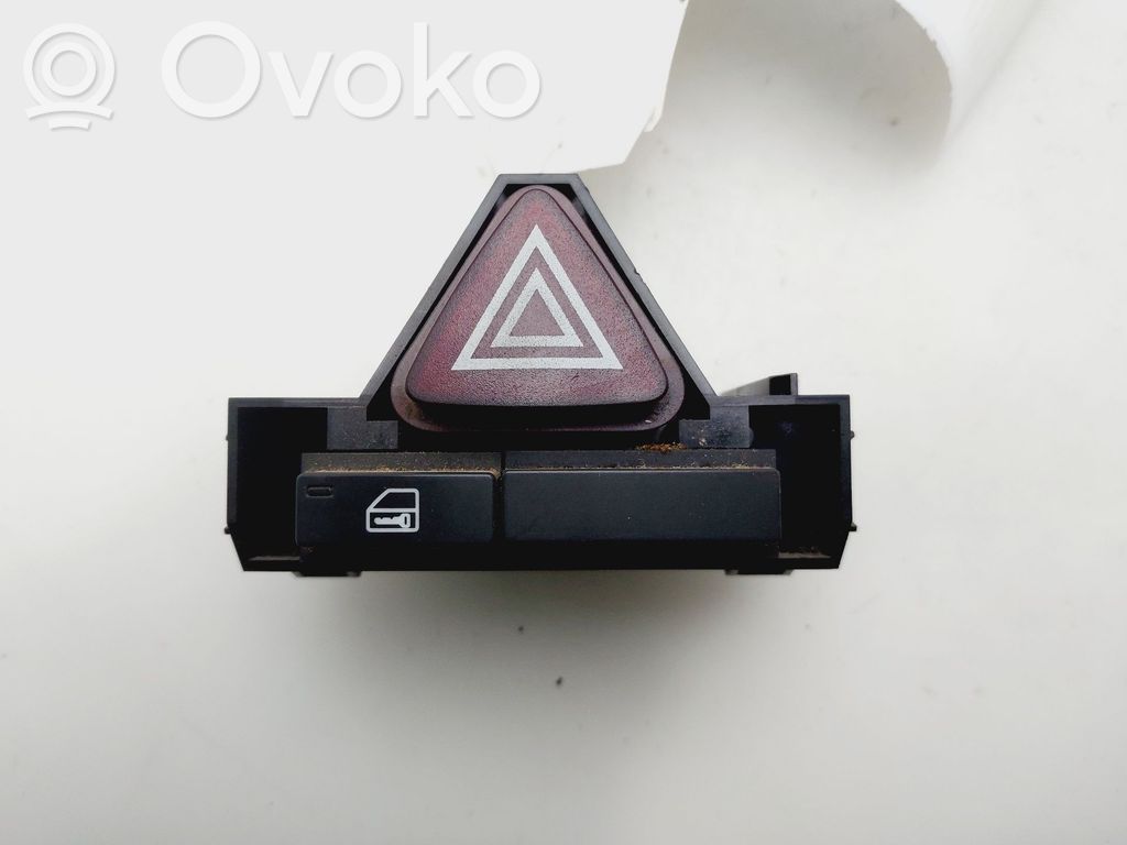 Opel Corsa D Citu veidu slēdži / pogas / pārslēdzēji 
