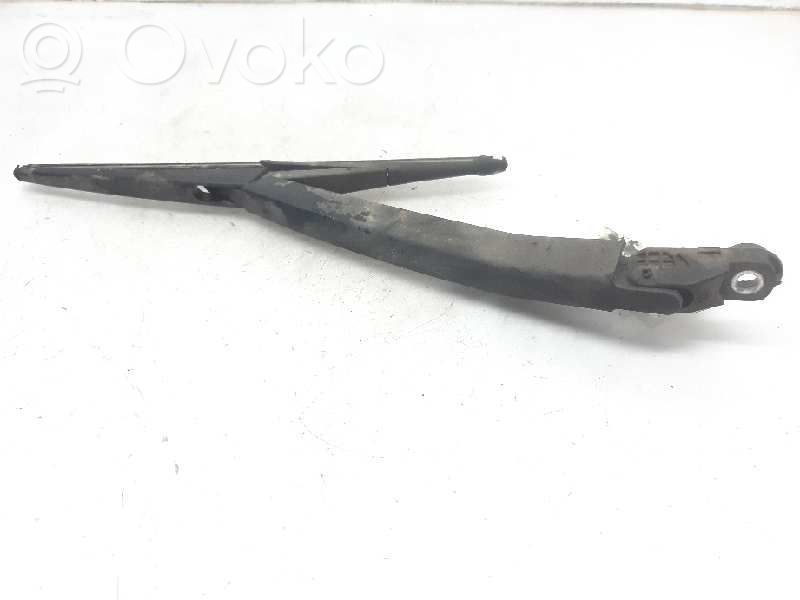 Fiat Punto Evo Ramię wycieraczki szyby tylnej 