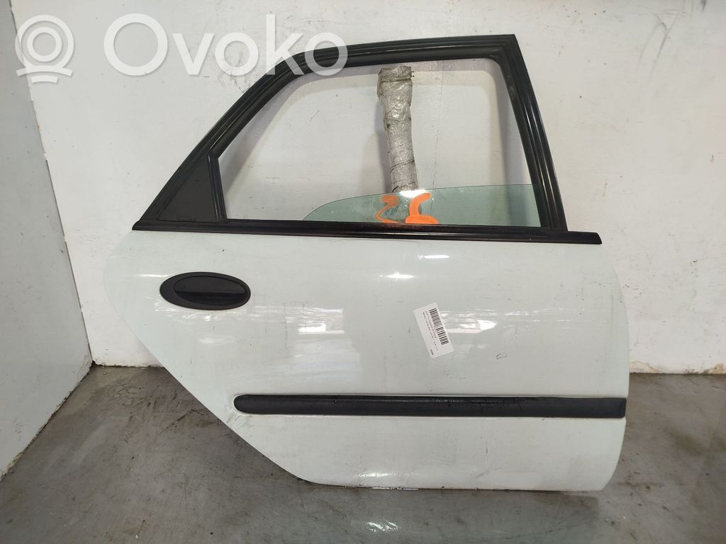 Renault Laguna I Puerta trasera 