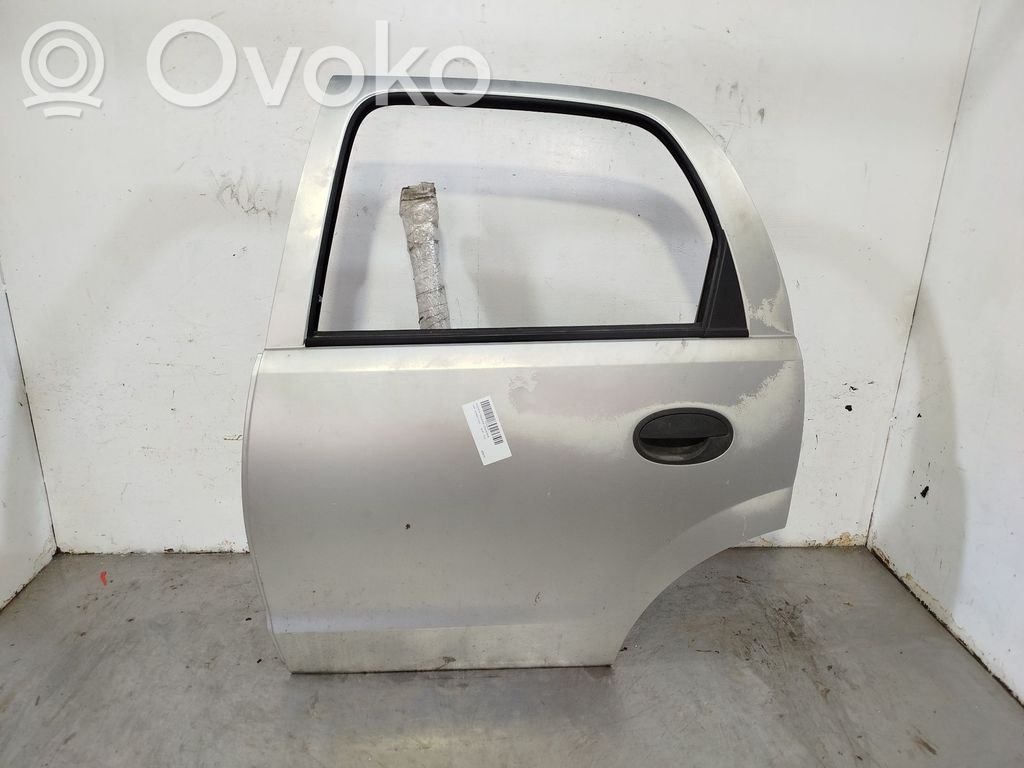 Opel Corsa C Galinės durys 